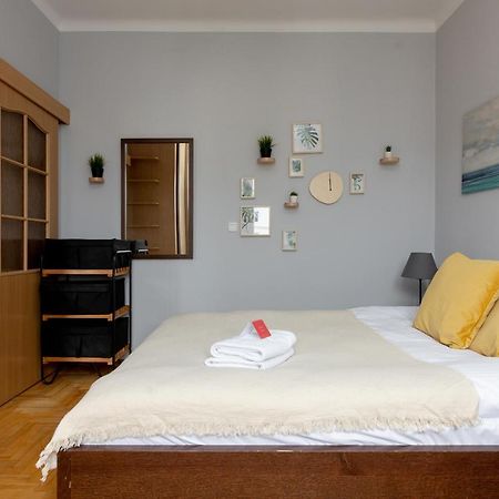 Grójecka Stara Ochota Apartment Varsovia Exterior foto