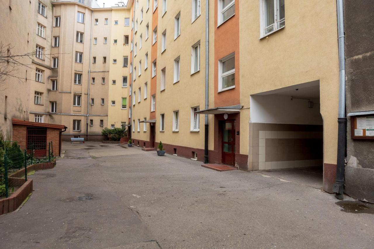 Grójecka Stara Ochota Apartment Varsovia Exterior foto